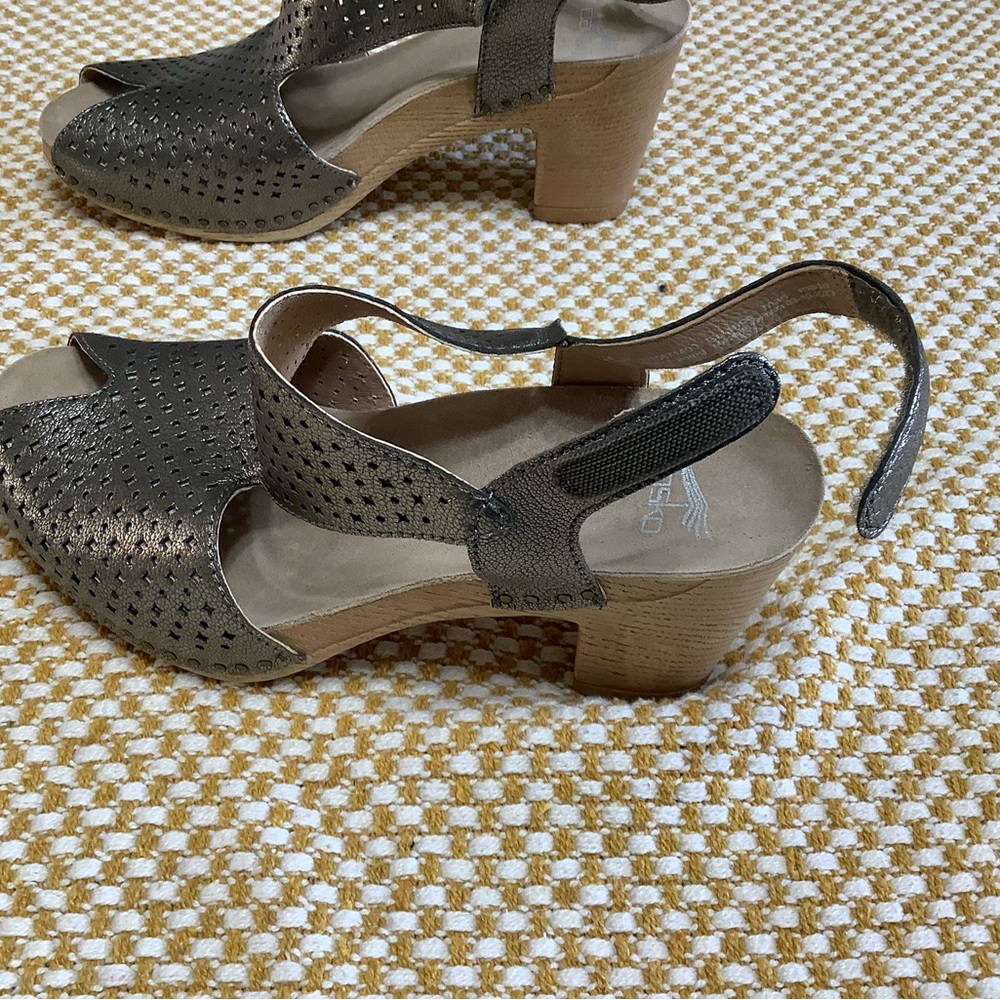 Dansko shoes Teagan - Gunmetal (silver) size 38. US 7-7.5 - Picture 10 of 14